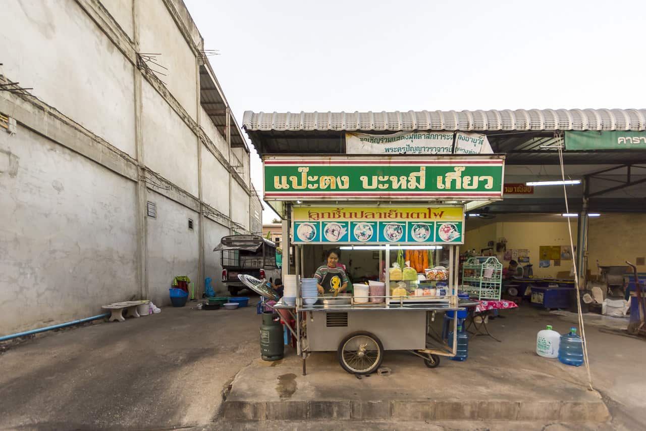 Fahrbare Nudelküche in Thailand