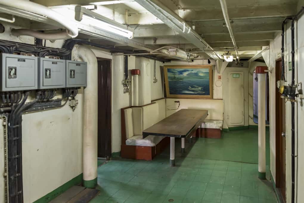 Mittelgang auf der HTMS Mae Klong