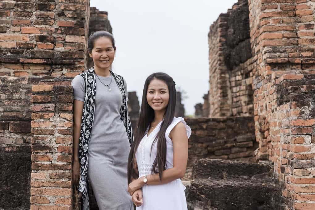 Portraitaufnahme historisches Gebäude in Sukhothai