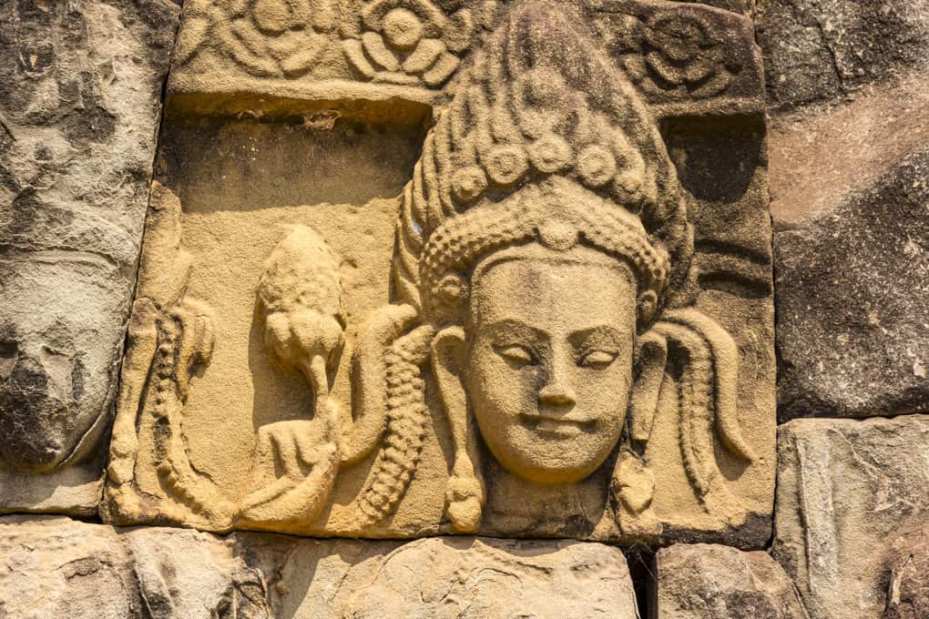 Bildnis einer Bodhisattva in einem Tempel in Kambodscha