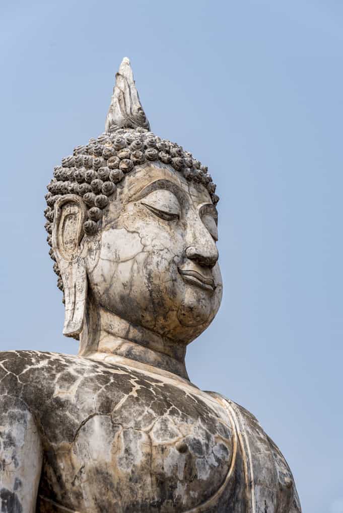 Typisches Gesicht einer Buddha-Figur in der Sukhothai-Epoche