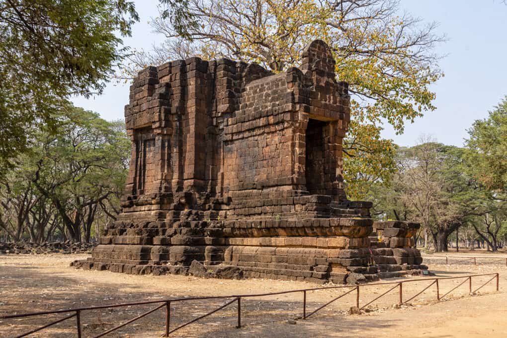 Ta Pha Daeng Schrein - die Khmer in Sukhothai