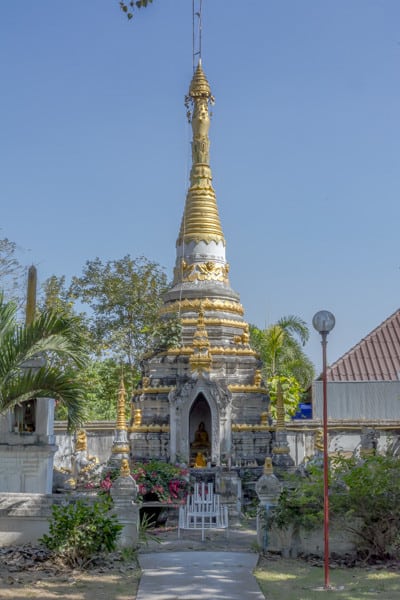 Chedi im Wat Si Rong Mueang - Lampang