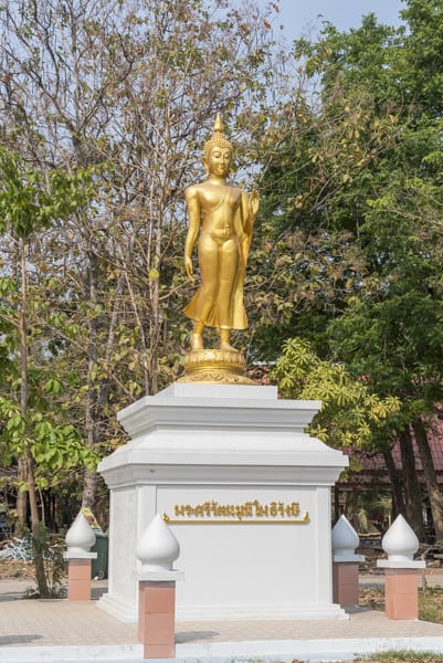 Schreitender Buddha im Wat Si Maha Pho - Sukhothai